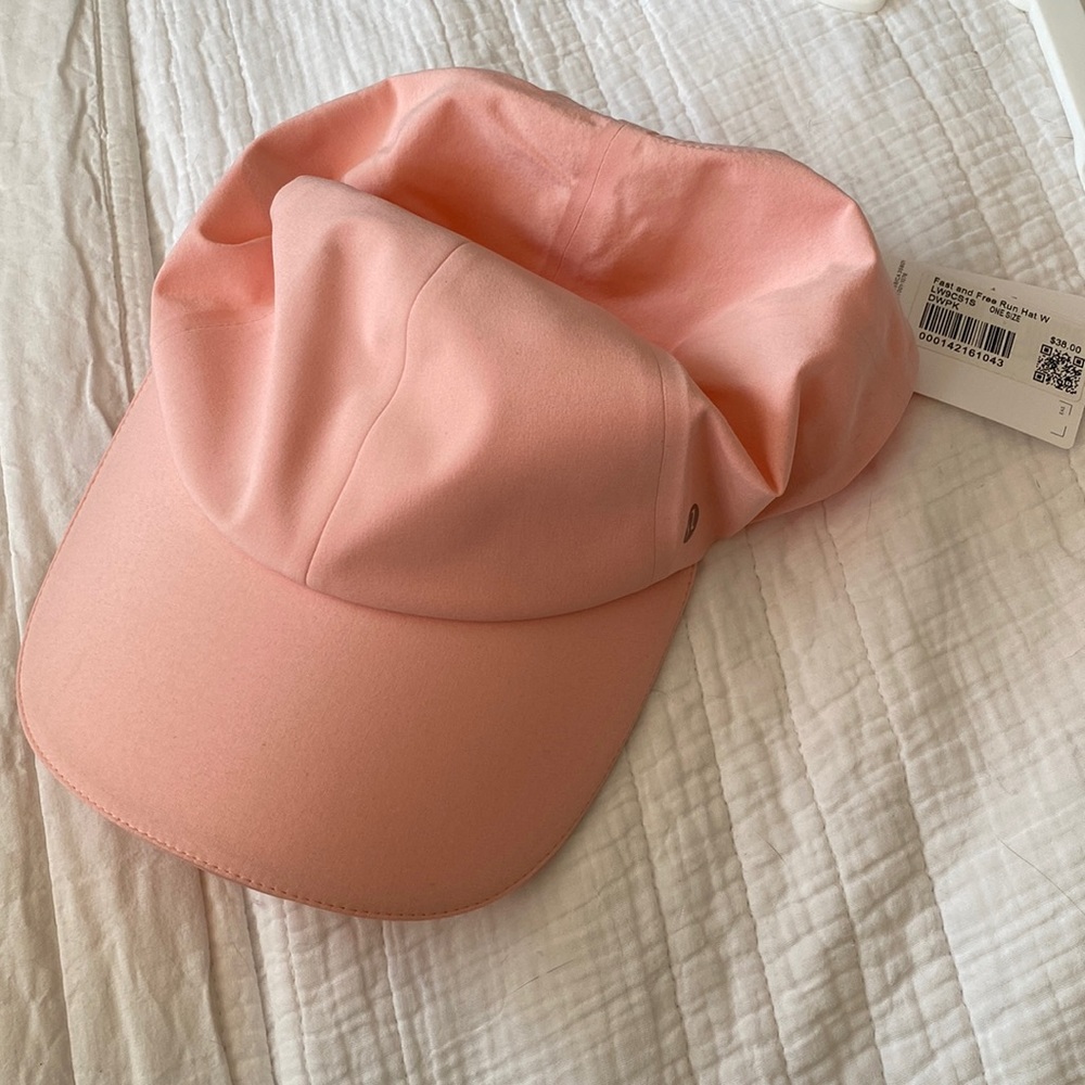 Fast and Free Run Hat
